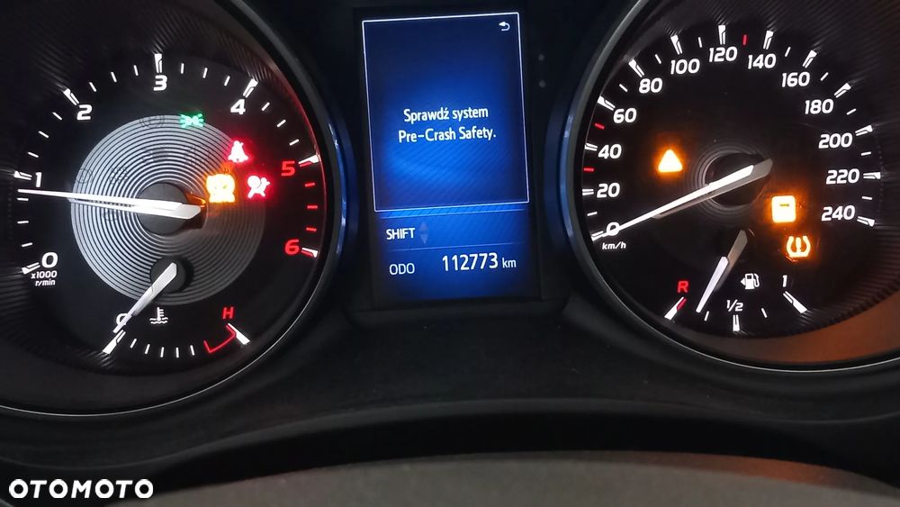 Toyota Avensis 2.0 D-4D Premium - 2