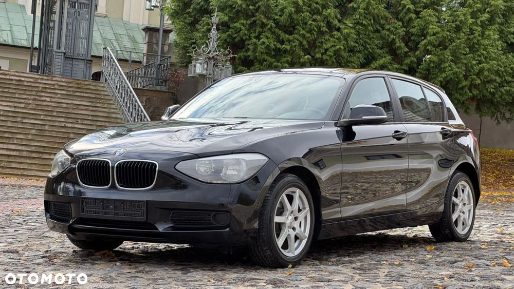 BMW Seria 1 114i - 33