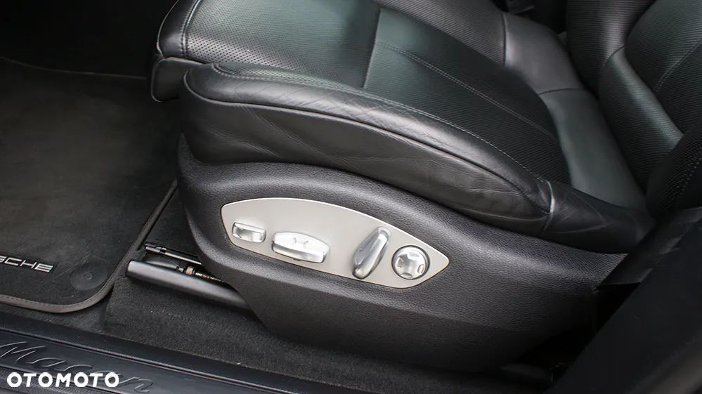 Porsche Macan PDK - 22