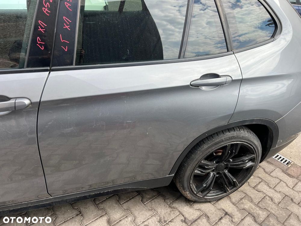 Drzwi a52 SPACEGRAU BMW x1 e84 lewa strona przód i tył pod kolor - 2
