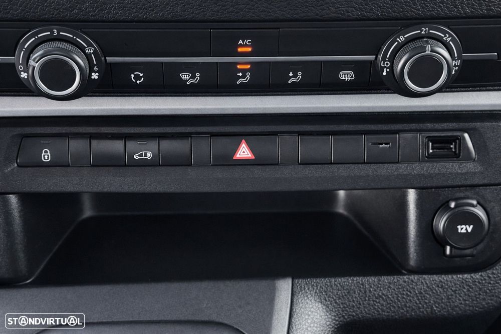 Opel Vivaro - 21