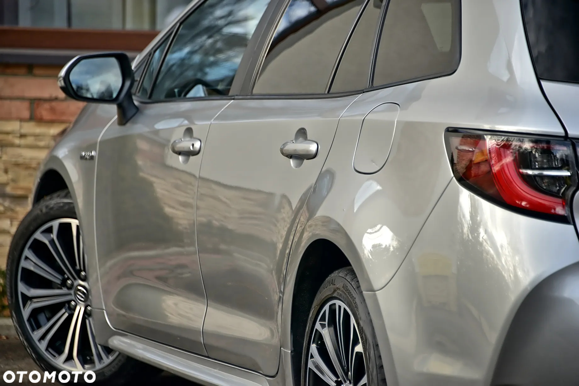 Toyota Corolla 1.8 Hybrid Touring Sports - 18
