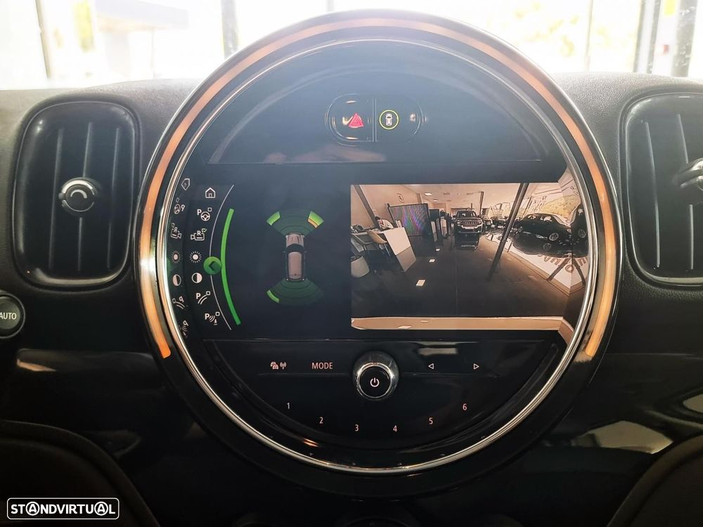 MINI Countryman Cooper SE ALL4 Auto - 33