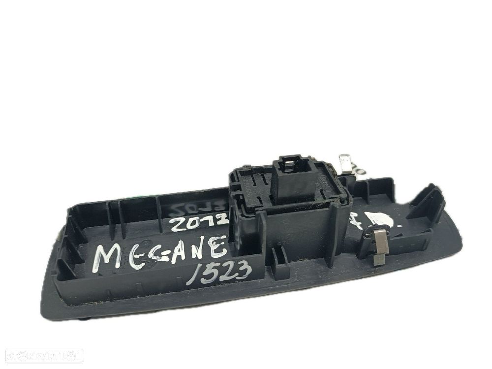 Botão / Botões / Comutador Vidro Dto Renault Megane Iii Hatchback (Bz0 - 3