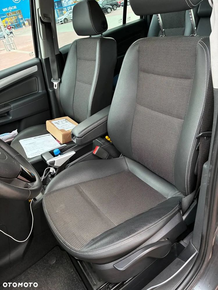 Opel Zafira - 9