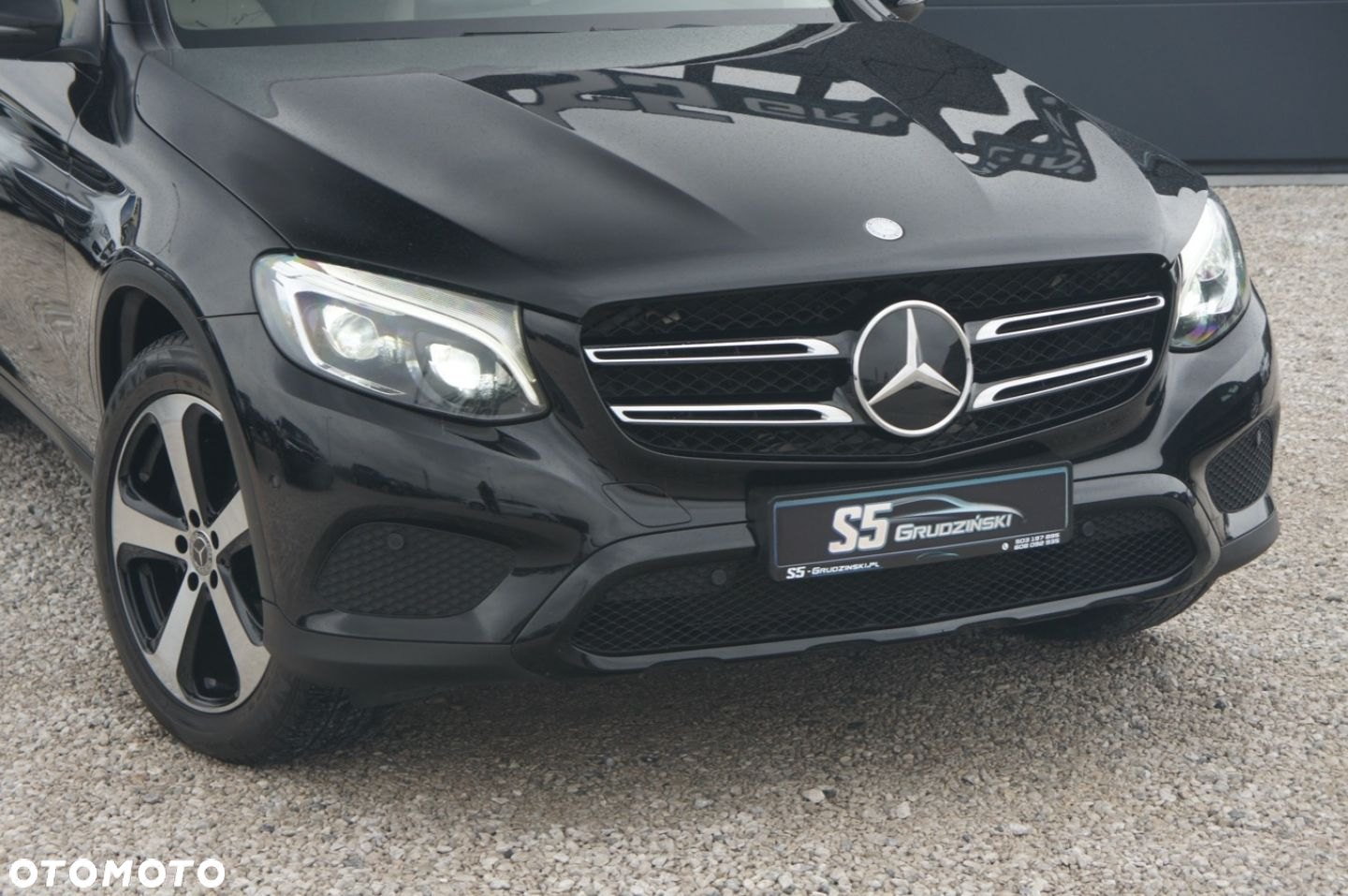 Mercedes-Benz GLC - 25