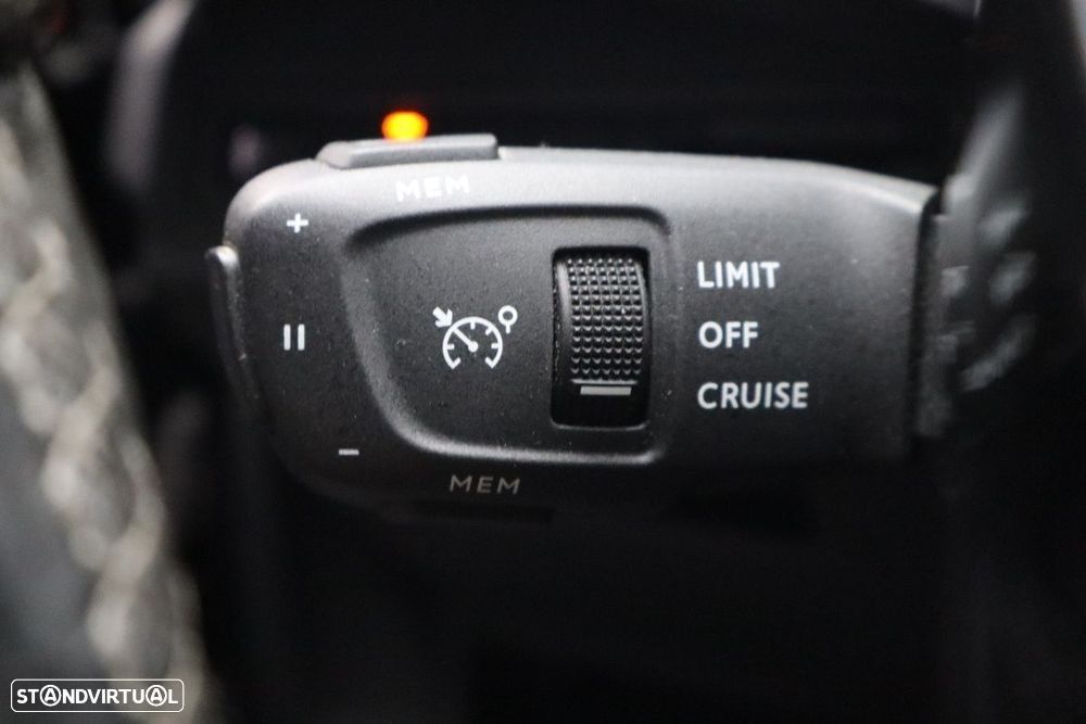 Peugeot 3008 BlueHDi 130 Stop & Start Allure Business-Pack - 25