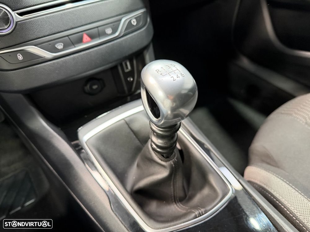 Peugeot 308 SW 1.2 PureTech Style - 26