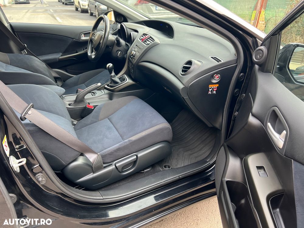 Honda Civic 1.8i Exec - 10