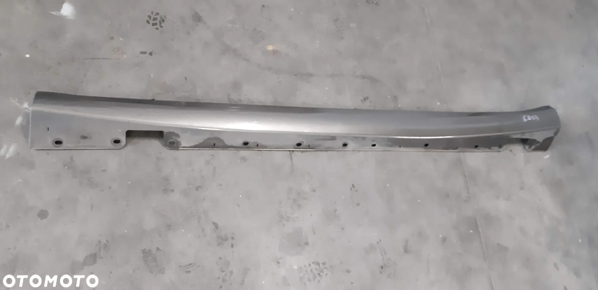 Listwa progowa lewa C963 A2196900140 Mercedes CLS W219 3.5 CGi 2005r - 2