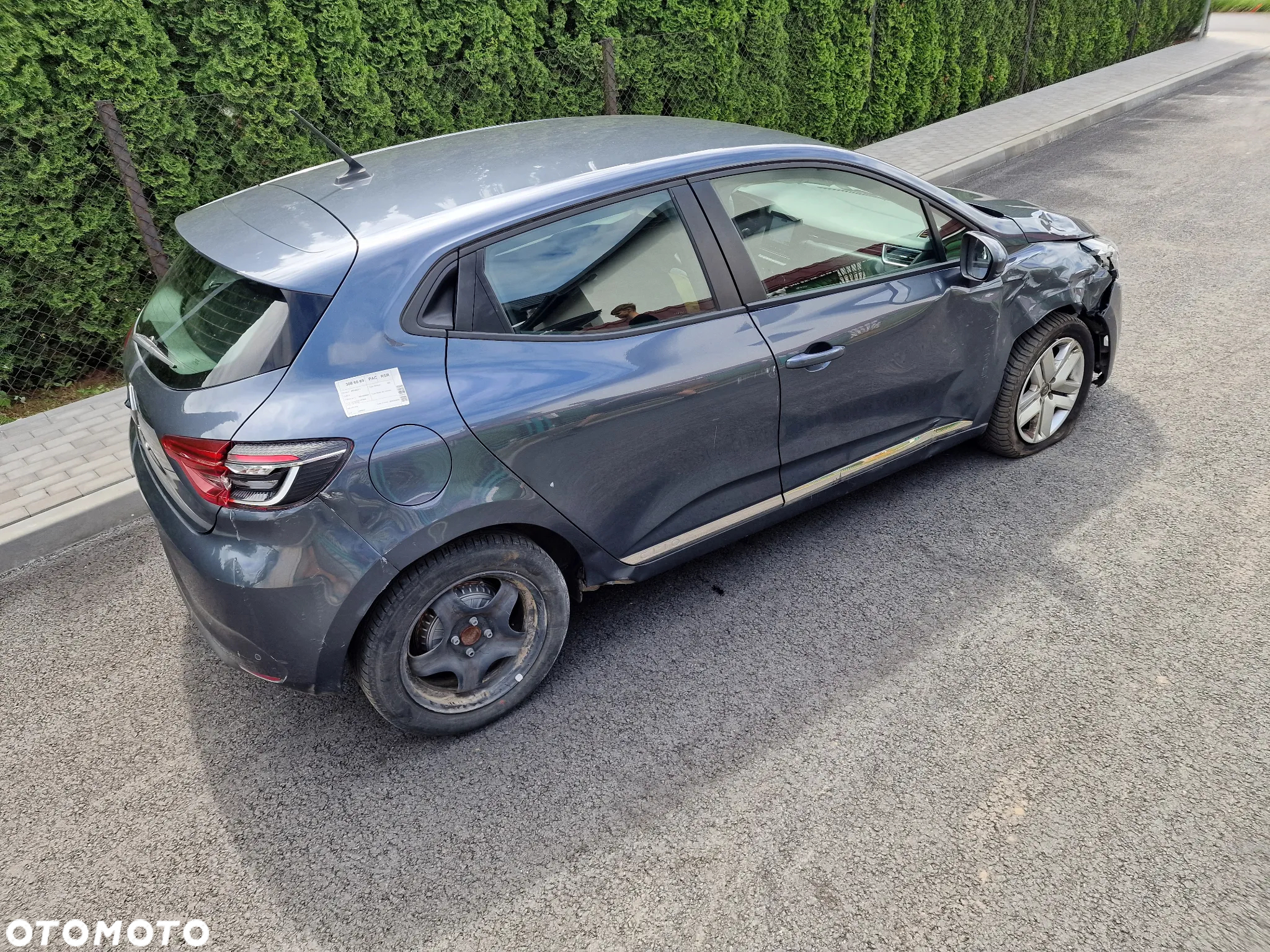 Renault Clio BLUE dCi 100 EVOLUTION - 34