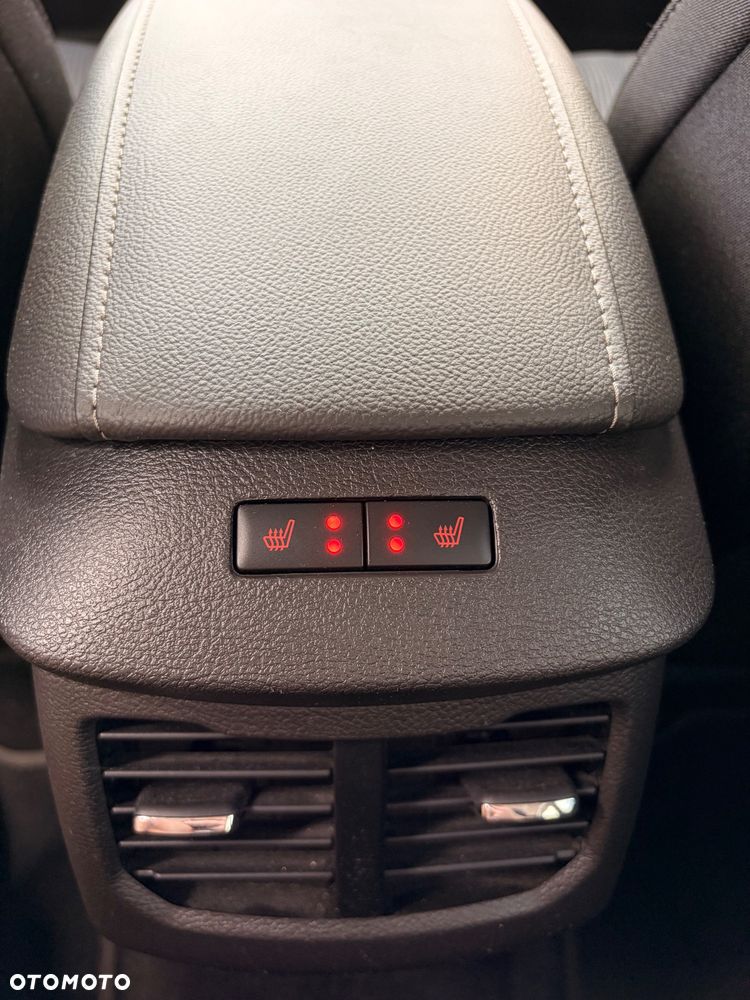 Ford Mondeo 2.0 EcoBlue Executive Plus AWD - 22