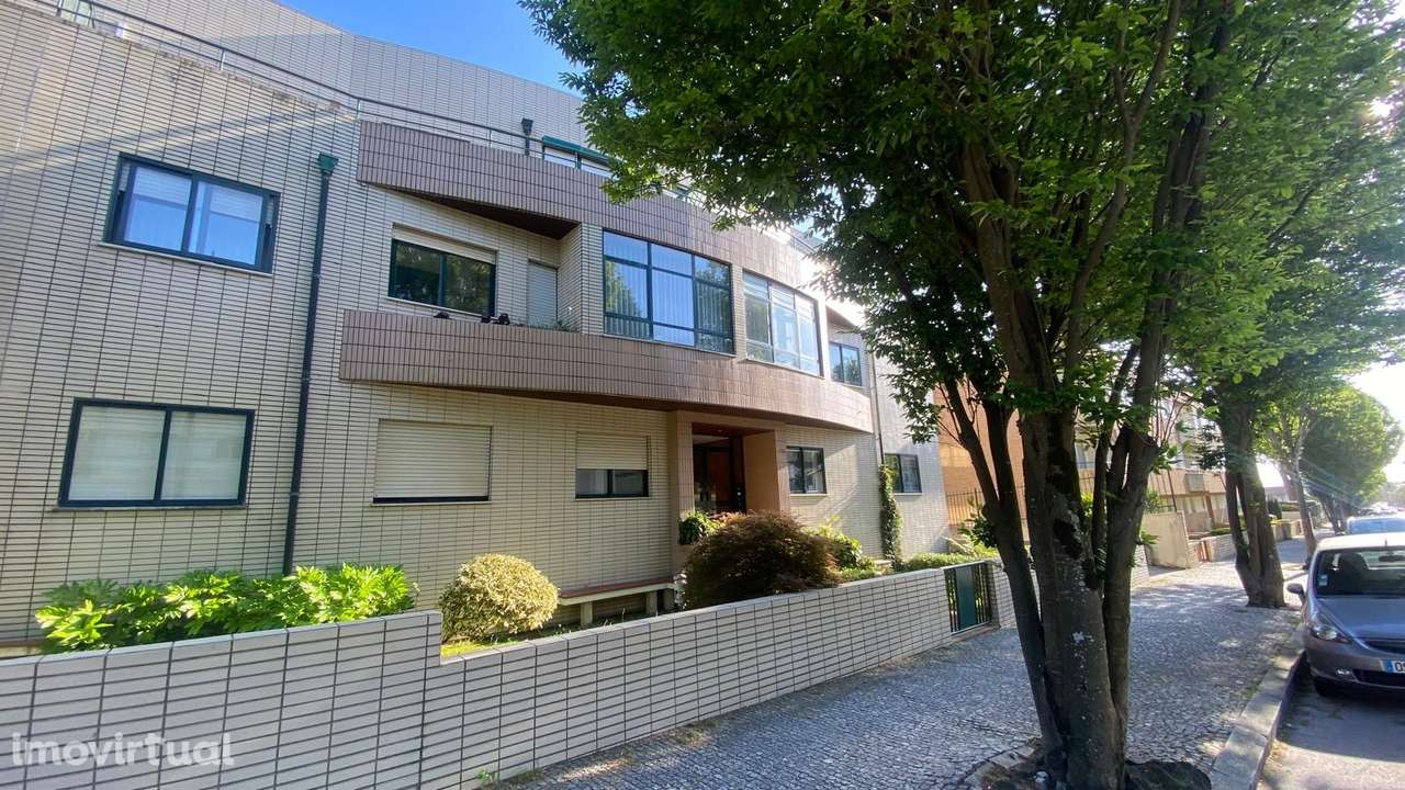 ARRENDADO! Apartamento T1 com Garagem na Avª de Francelos, Valadares - Grande imagem: 2/7