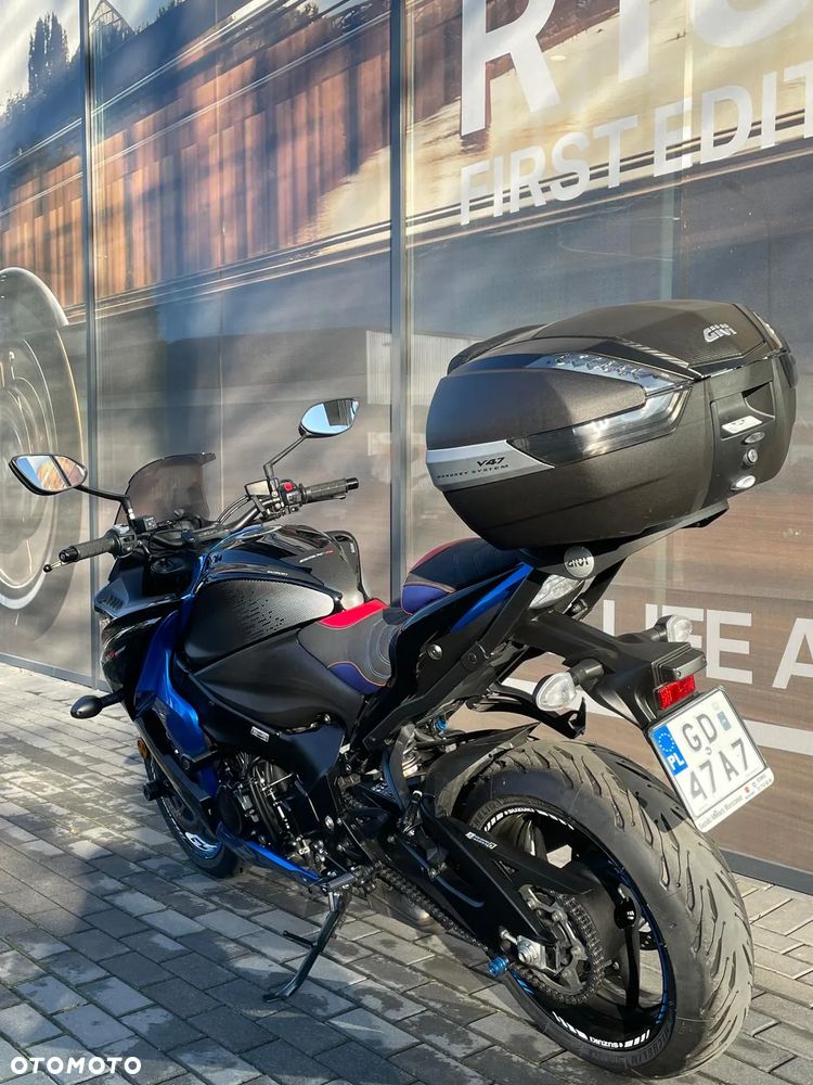 Suzuki GSX 1000 - 15