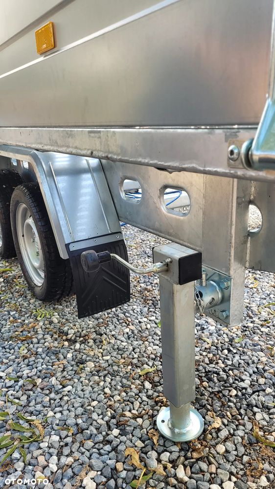 Rydwan EURO B2600 - 11