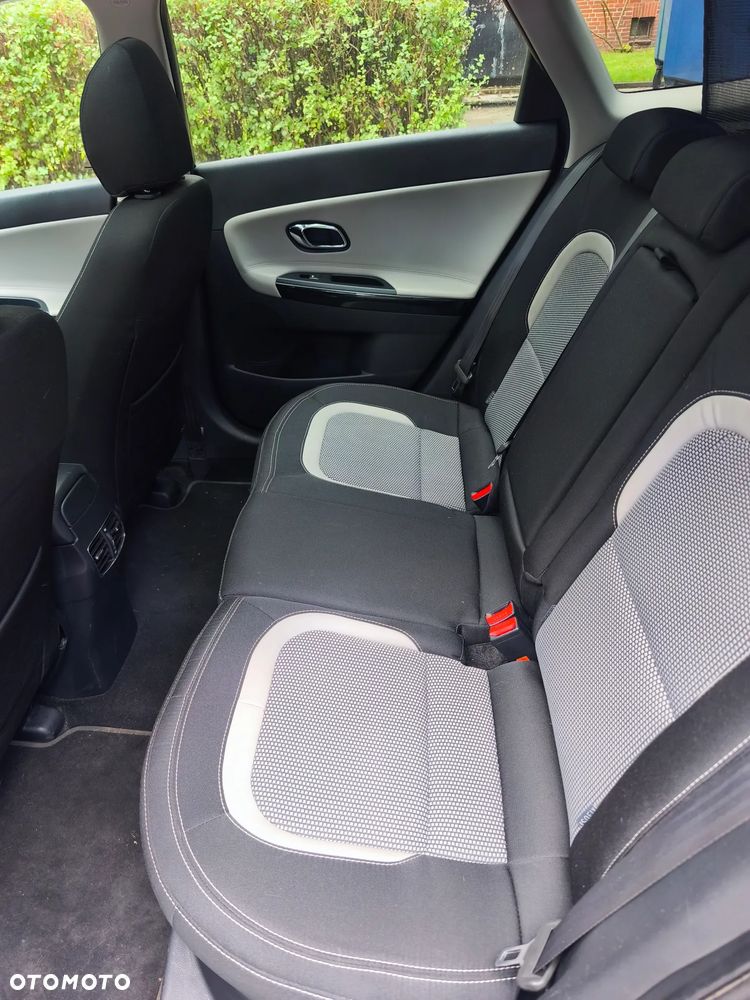 Kia Ceed 1.6 GDI DCT Spirit - 8