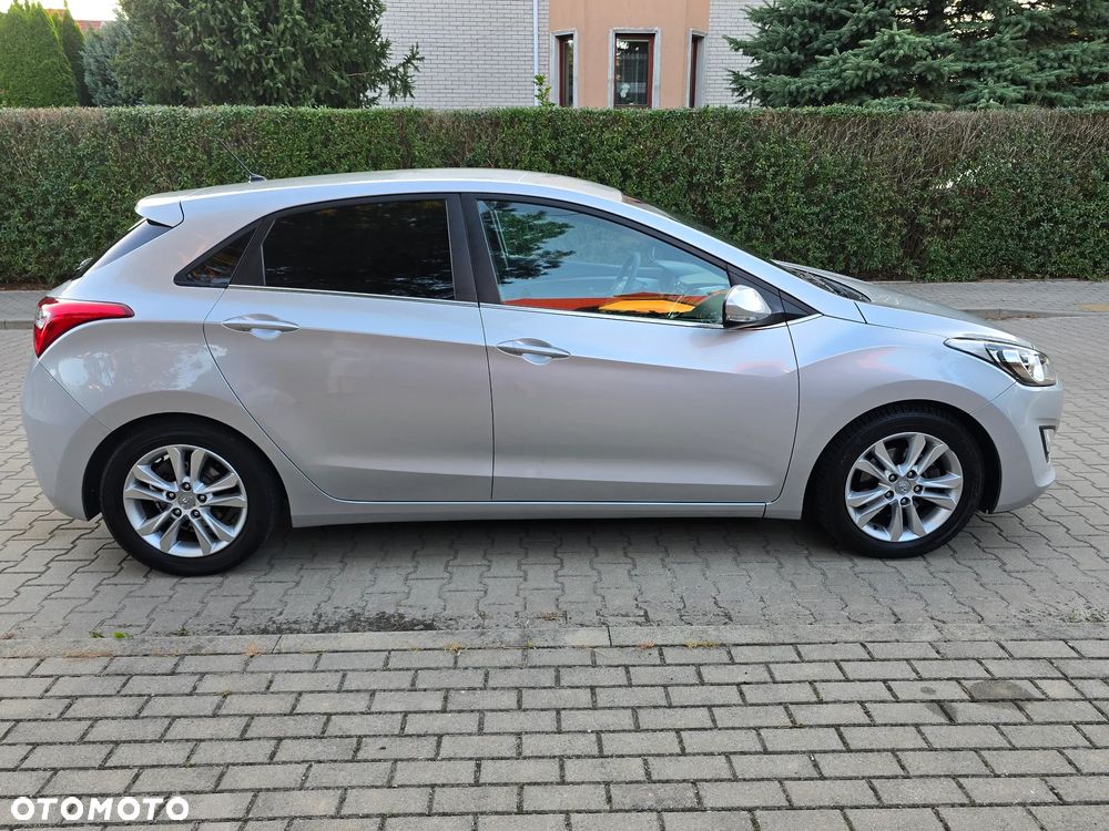 Hyundai i30 1.4 Style - 11