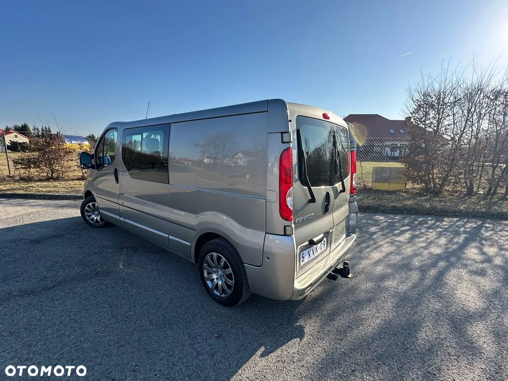 Renault Trafic - 11