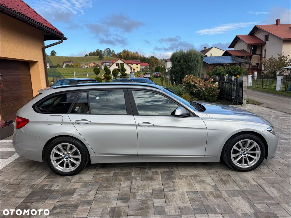 BMW Seria 3 320d Edition Luxury Line Purity - 38