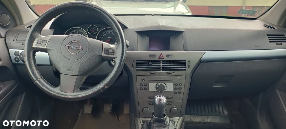 Opel Astra - 1