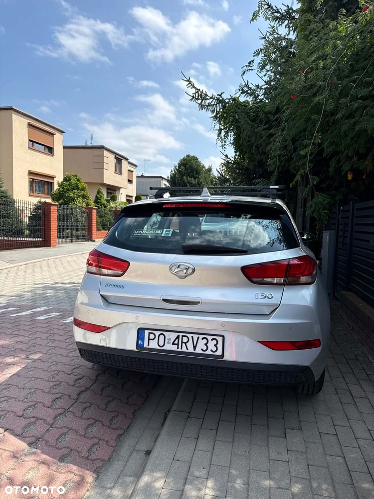 Hyundai i30 1.5 DPI Classic + - 4