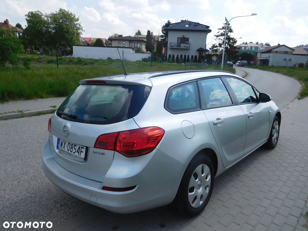 Opel Astra 1.3 CDTI DPF EcoFLEX 150 Jahre - 3
