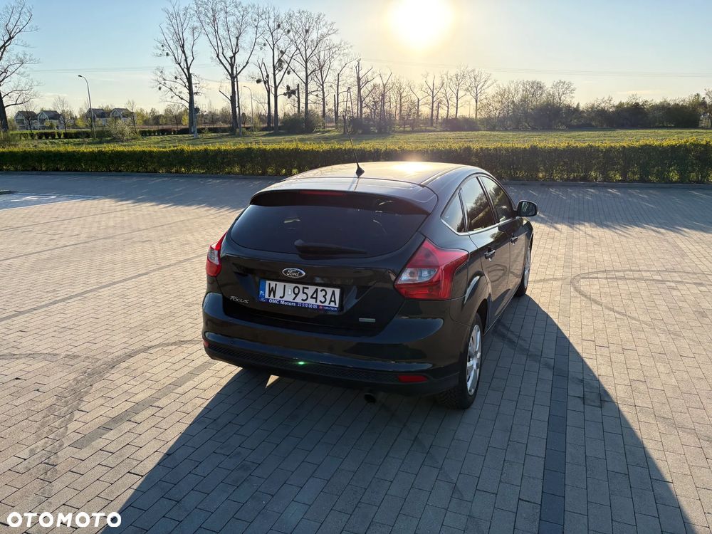 Ford Focus 1.6 EcoBoost Titanium - 4