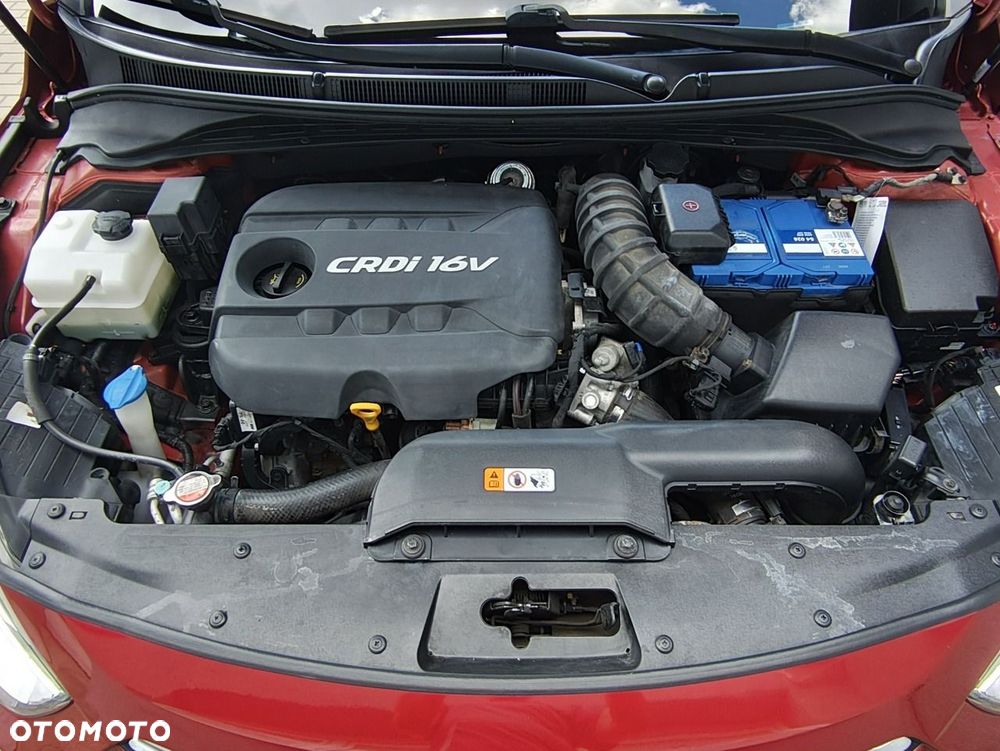 Hyundai i40 i40cw 1.7 CRDi Fifa World Cup Edition - 29