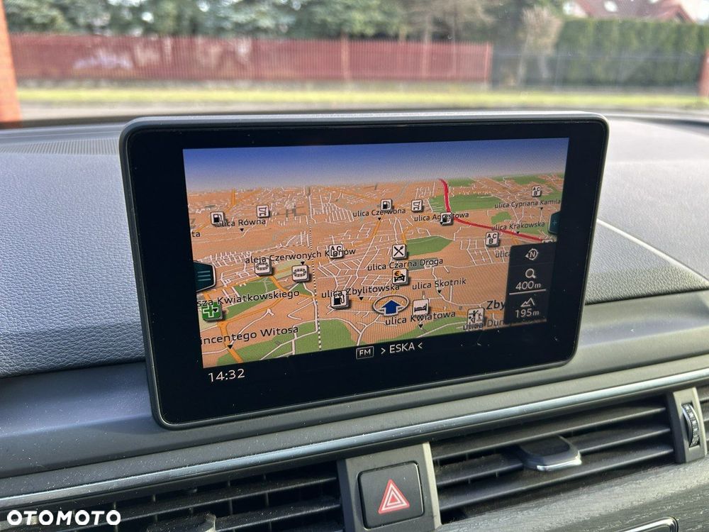 Audi A4 Limousine 2.0 TFSI ultra S tronic - 22