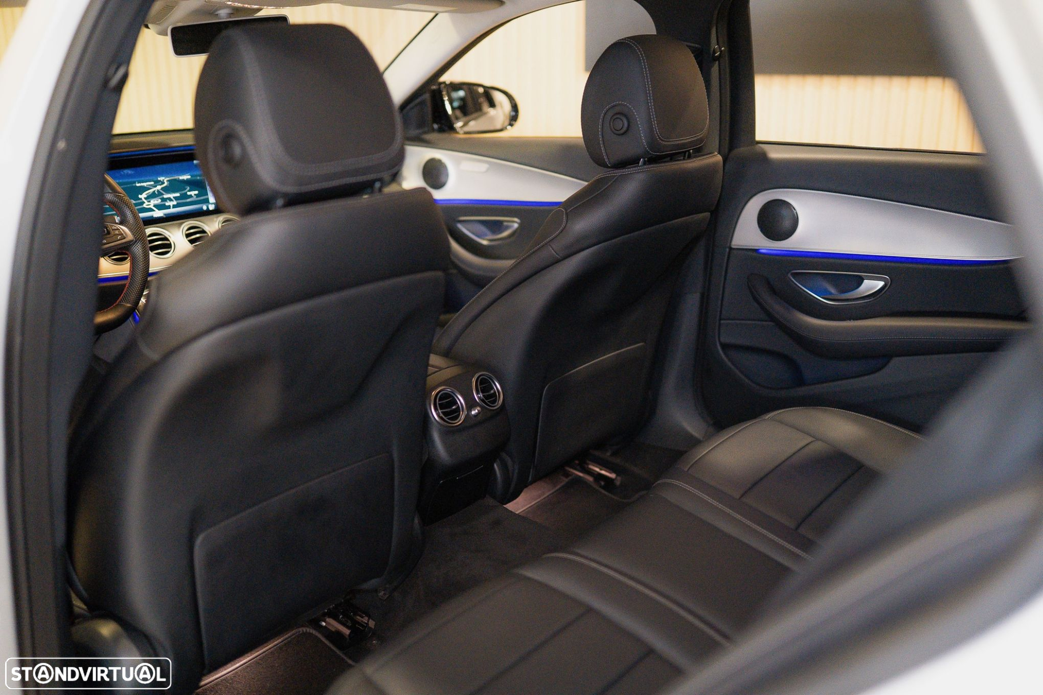 Mercedes-Benz E 220 d AMG - 34