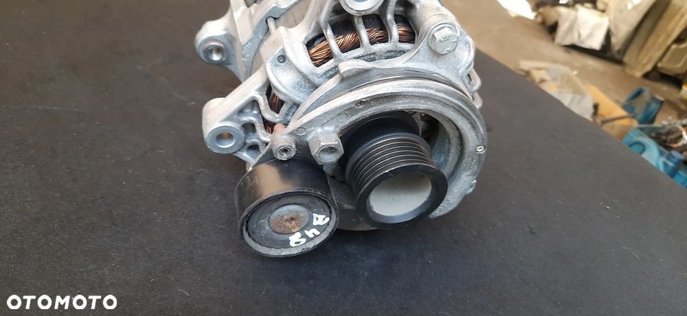 ALTERNATOR BMW Silnik B48 0125814004 8571357 180A - 2
