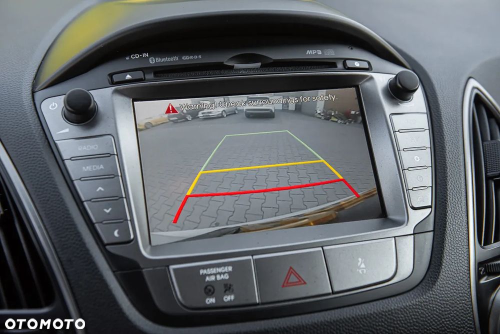 Hyundai ix35 1.7 CRDi 2WD blue Finale Silver - 18