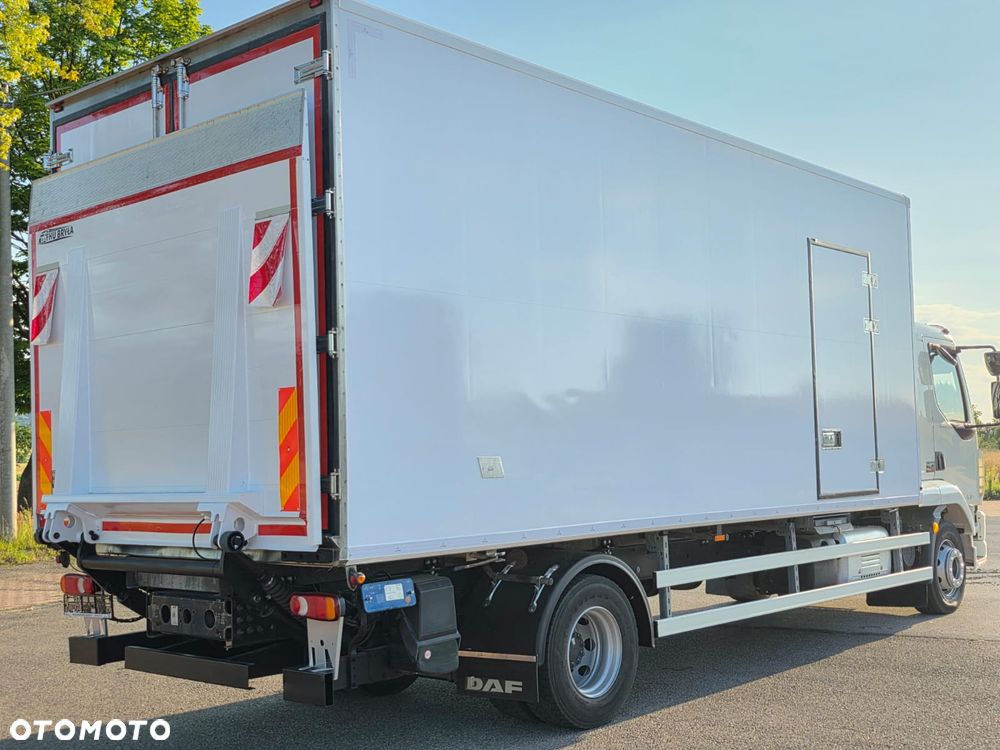 DAF LF 260 / CHŁODNIA / WINDA / CARIER  / 2019 / PRZEBIEG 170 TYŚ KM / EURO 6 / 15 PALET / SPROWADZONY / AUTOMAT / SYPIALKA - 5