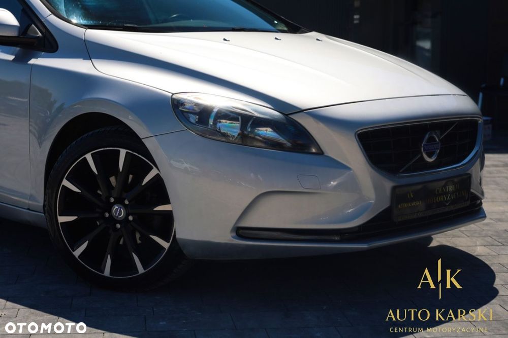 Volvo V40 - 10