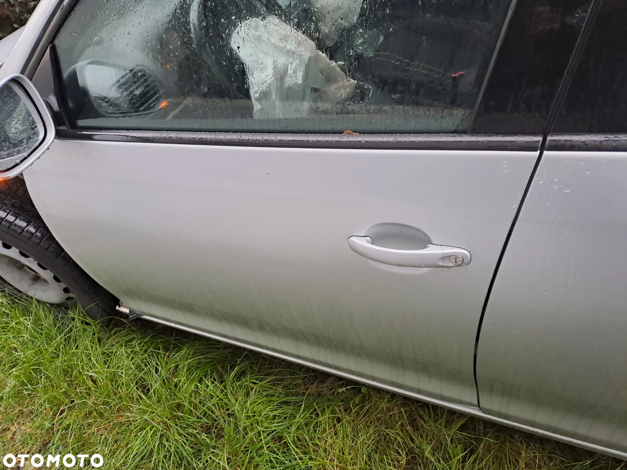 Volkswagen Jetta III 1K2 A5 sedan klapa bagażnika drzwi zderzak kod lakieru LA7W - 8