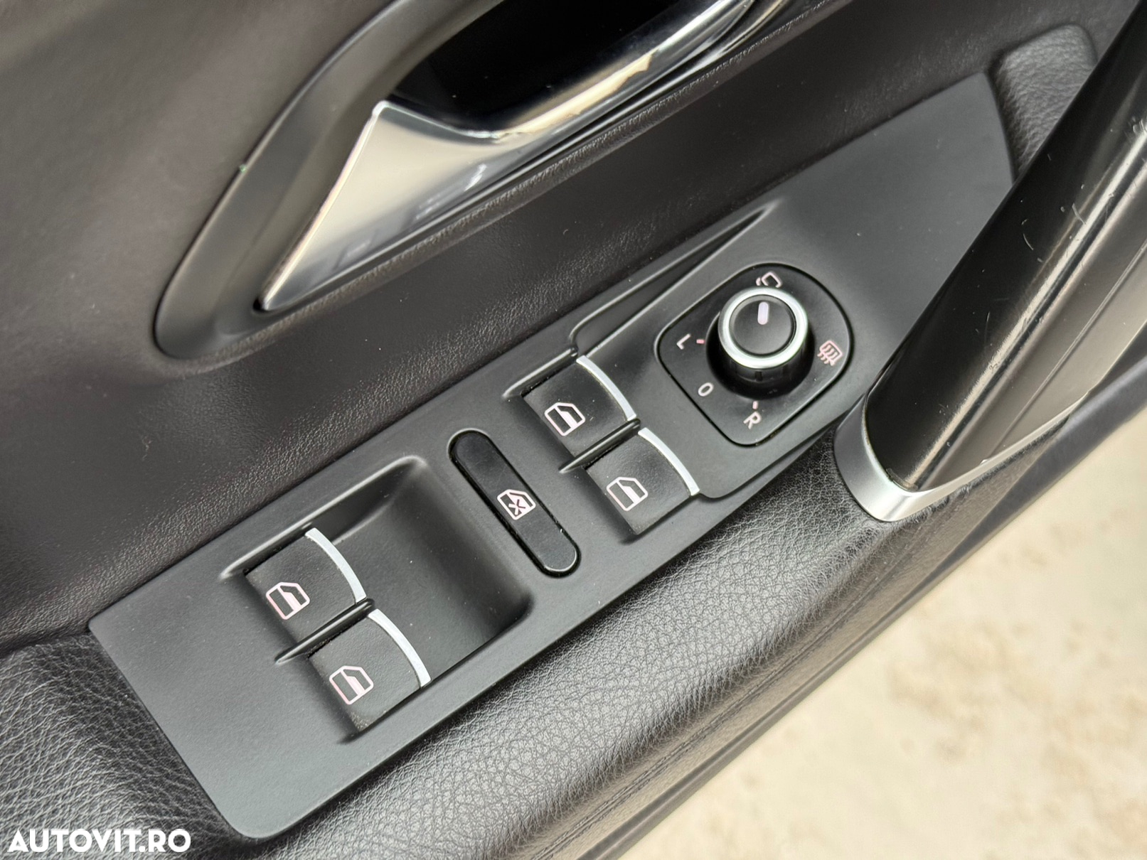 Volkswagen Passat CC 2.0 TDI DSG Exclusive - 24