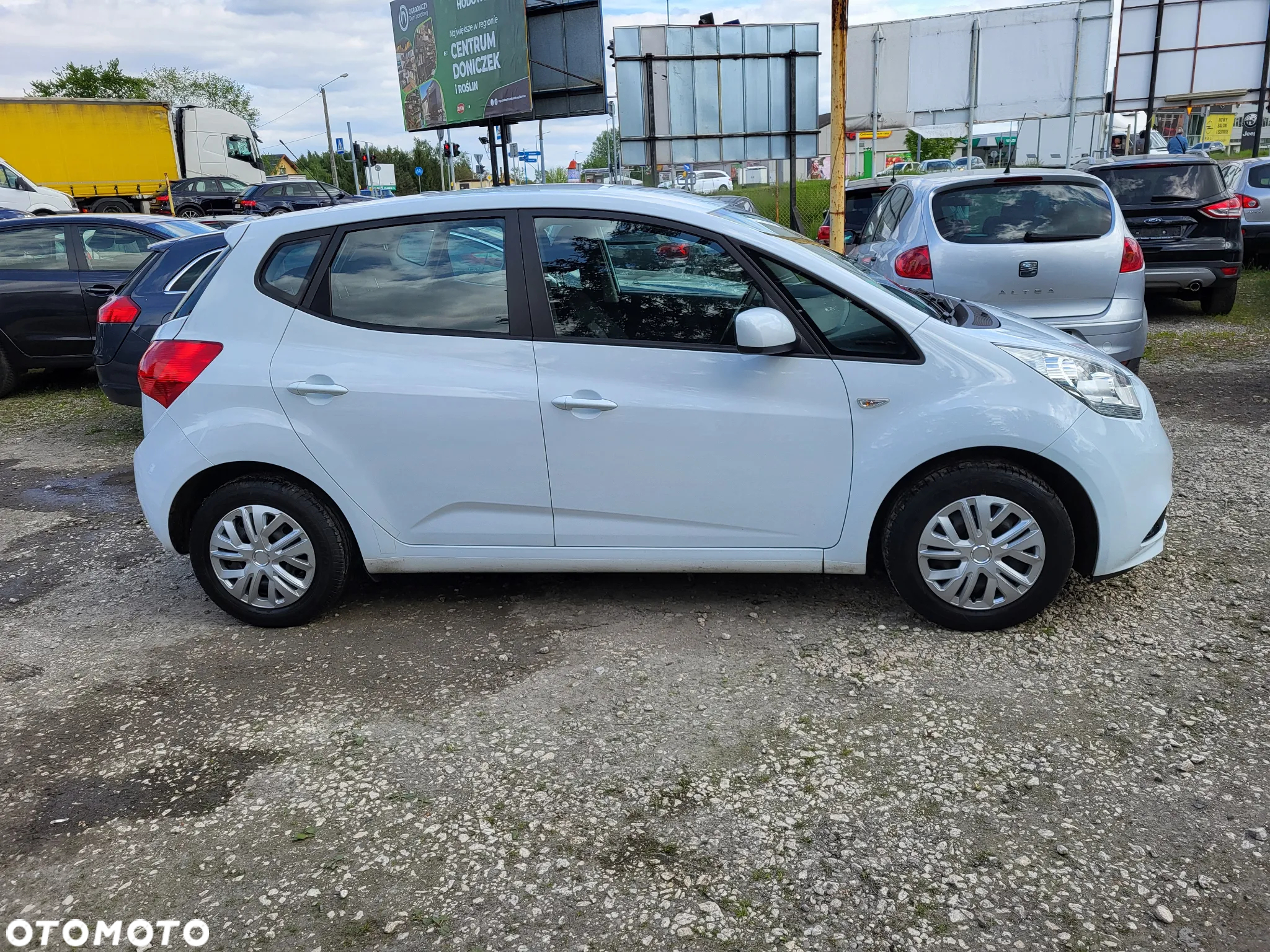 Kia Venga - 4