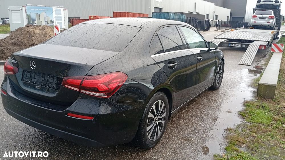 Mercedes-Benz A 180 7G-DCT Edition 2021 - 4