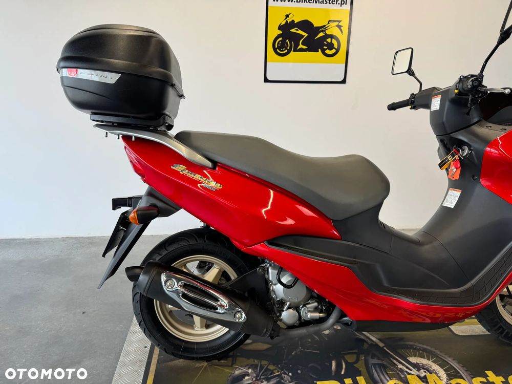 Suzuki Inny - 17