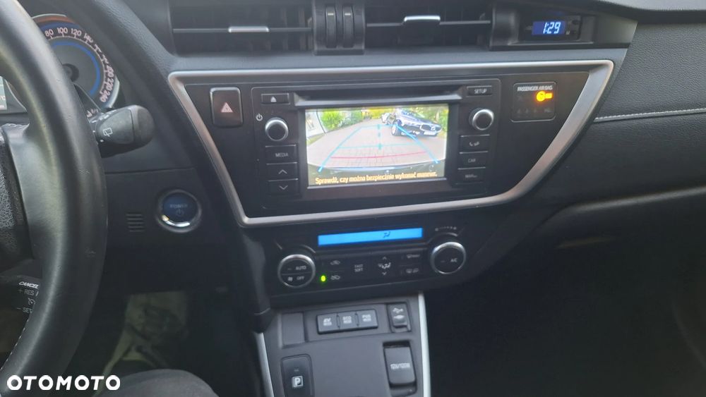 Toyota Auris 1.8 HSD Luna - 18