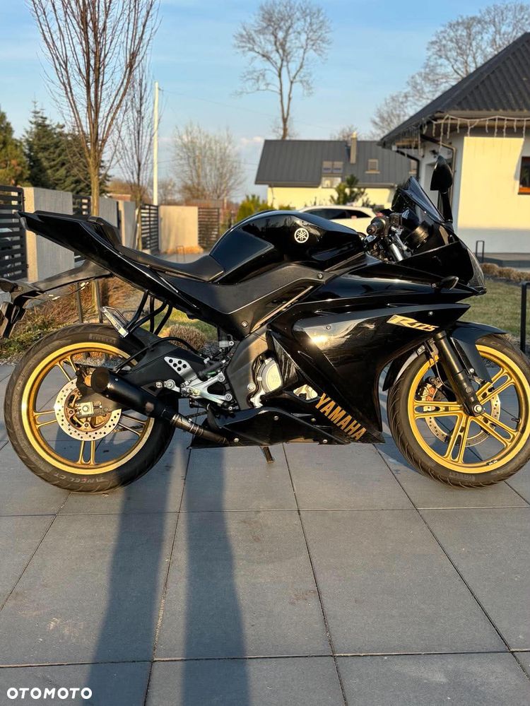 Yamaha YZF - 2