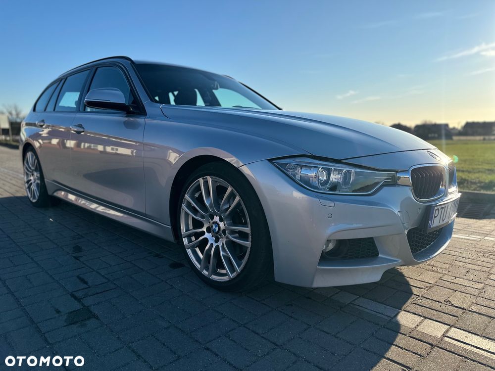 BMW Seria 3 328i - 3