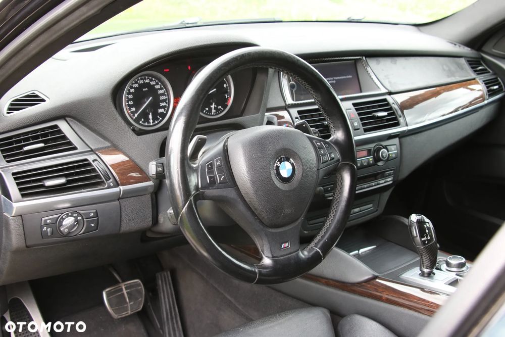 BMW X6 - 23