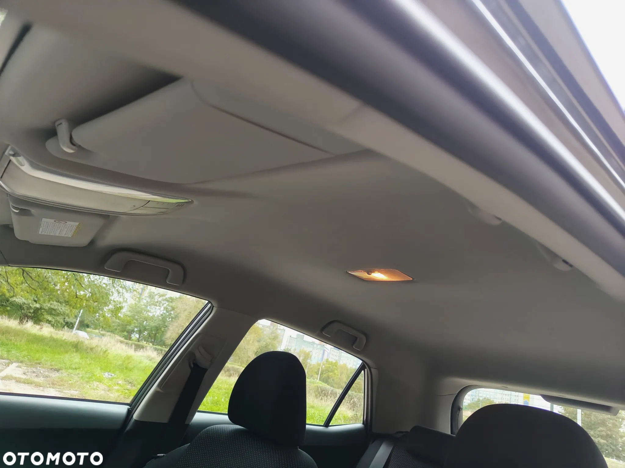 Toyota Auris 1.6 Premium Comfort MS - 31
