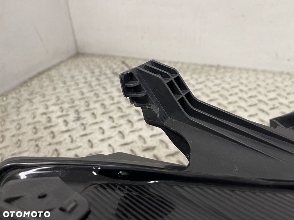 CUPRA BORN 21- LAMPA PRAWA PRZEDNIA PRAWY PRZÓD FULL LED EUROPA - 6