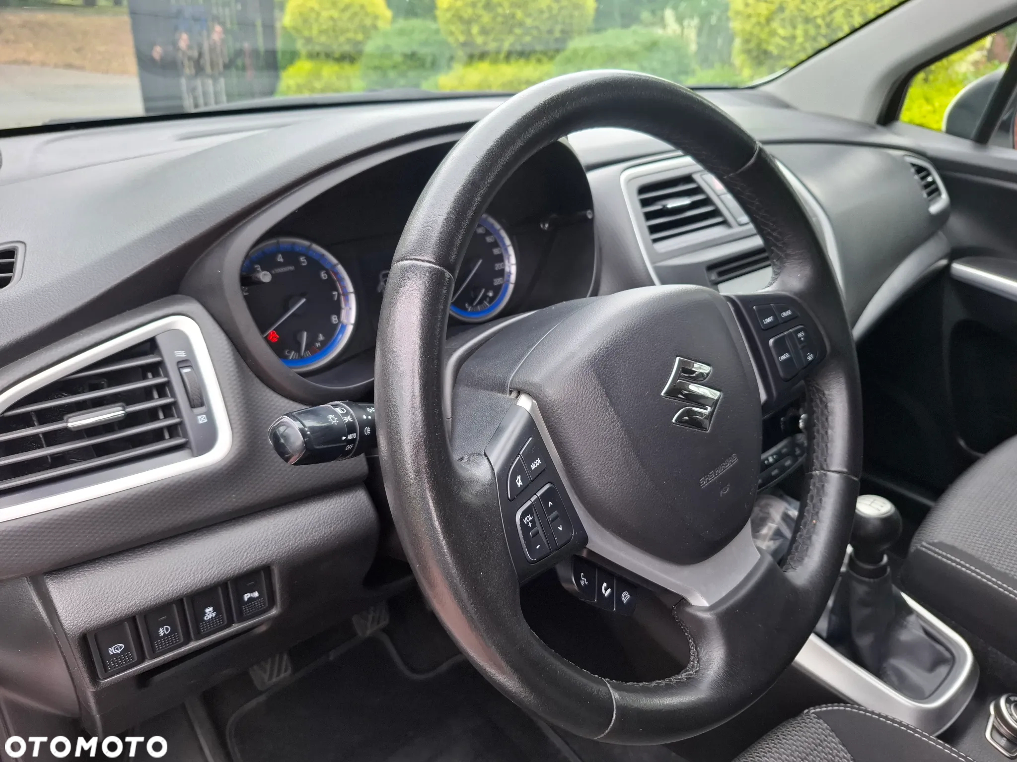 Suzuki SX4 S-Cross 1.6 Premium Plus 4WD - 21