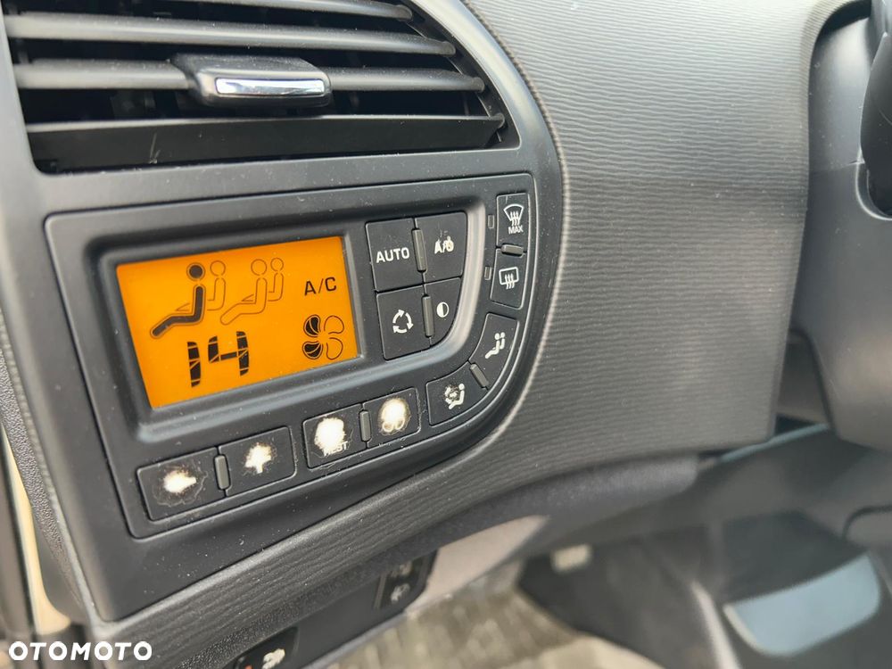 Citroën C4 Picasso 1.6 HDi FAP 7-Sitzer ESG6 Exclusive - 10
