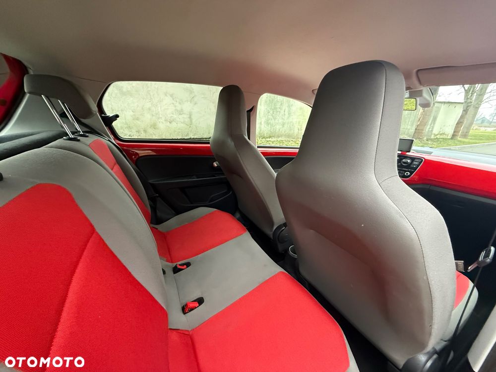 Volkswagen up! cross - 8