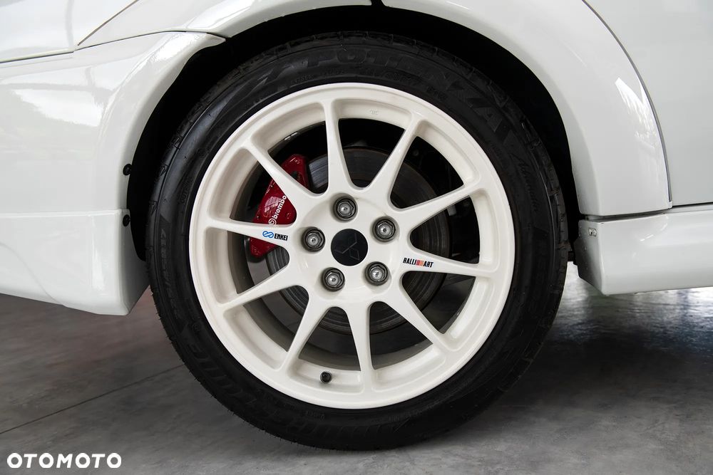 Mitsubishi Lancer Evolution - 12