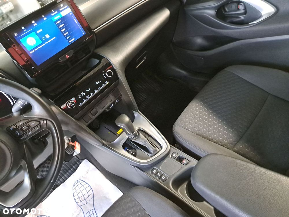 Toyota Yaris Cross Hybrid 1.5 Comfort - 28